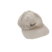  Vintage cream Nike Cap - mens no size