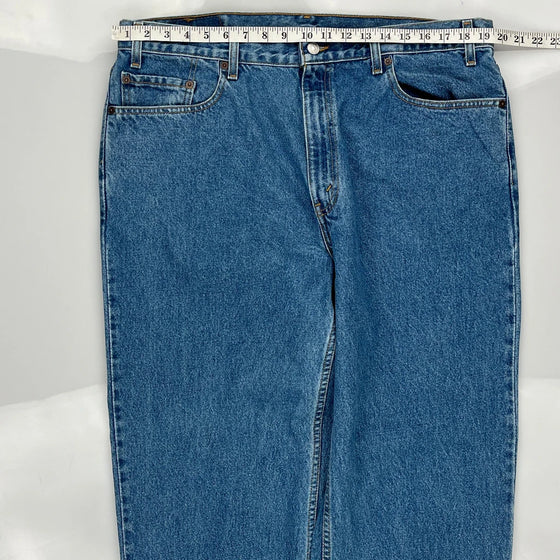 Relaxed Straight Leg Levis Jeans - 38W 32L Blue Cotton