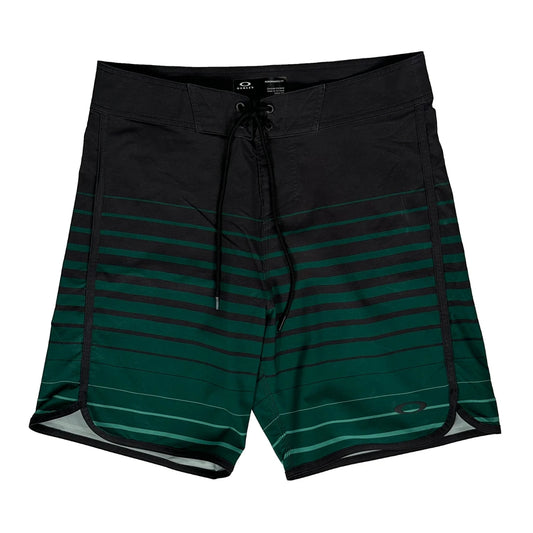 Performance Fit Oakley Striped Shorts - 30W 11L Green Polyester