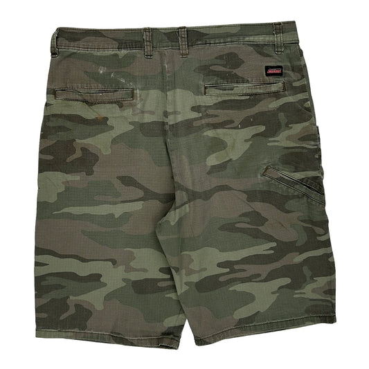 Dickies Camo Cargo Shorts - 32W 11L Khaki Cotton