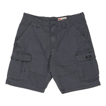  Vintage grey Wrangler Cargo Shorts - mens 33" waist