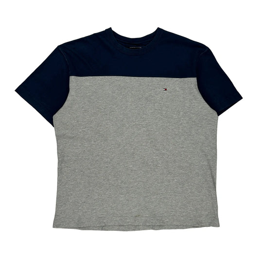 Tommy Hilfiger T-Shirt - Large Grey Cotton