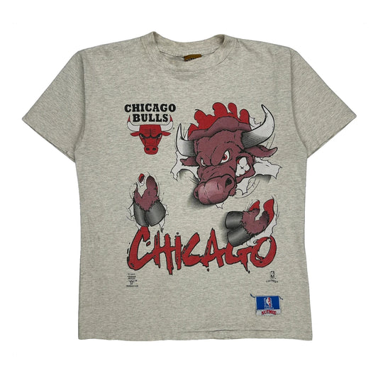 Chicago Bulls Nutmeg Graphic Made In Canada T-Shirt - Medium Gray Cotton