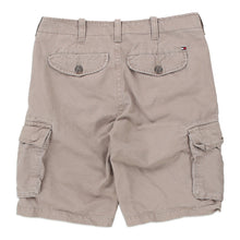  Vintage beige Tommy Hilfiger Cargo Shorts - mens 30" waist