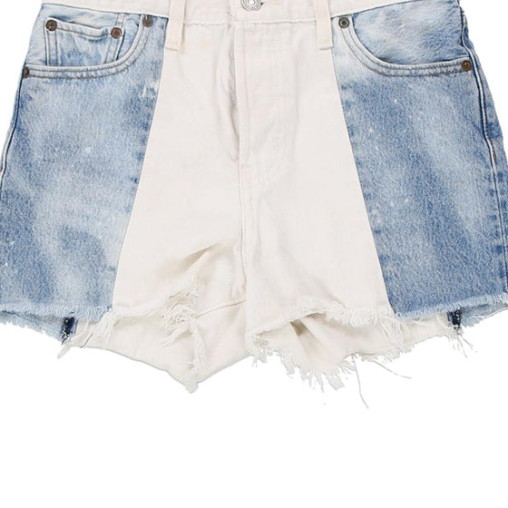 Vintage white Levis Denim Shorts - womens 29" waist