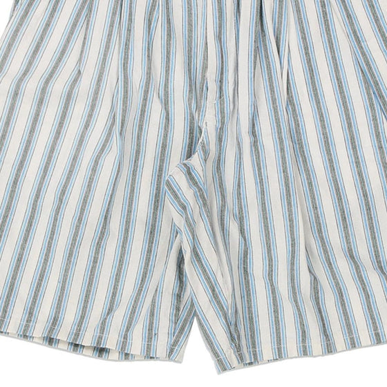 Vintage white Benetton Shorts - womens 26" waist
