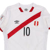 Vintage white Peru  Umbro Football Shirt - mens medium