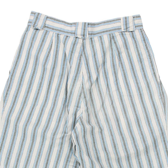 Vintage white Benetton Shorts - womens 26" waist