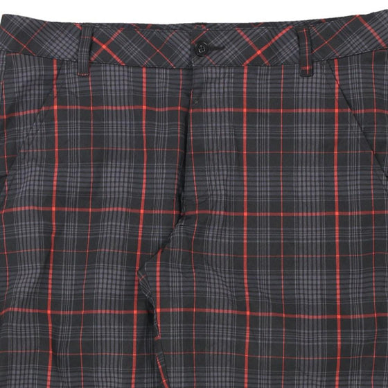 Vintage black Fila Shorts - mens 36" waist