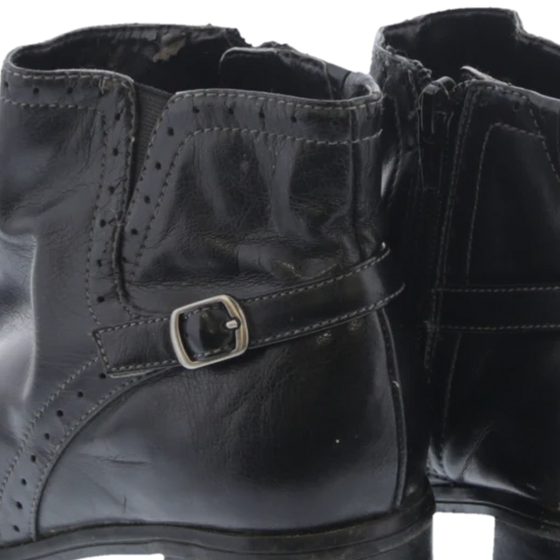 Vintage black Naturalizer Boots - womens UK 5