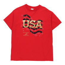  USA Delta Graphic T-Shirt - Large Red Cotton t-shirt Delta   